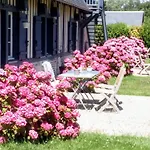 Manoir Du Petit Saint-pierre Онфлёр