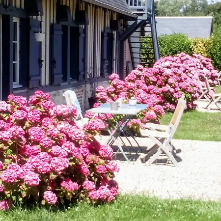 Manoir Du Petit Saint-pierre 住宿加早餐酒店