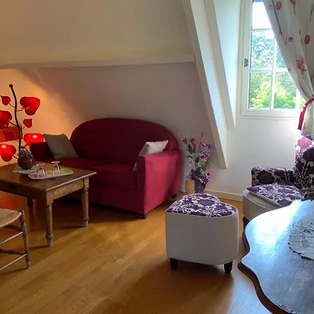 Manoir Du Petit Saint-pierre 4* Honfleur