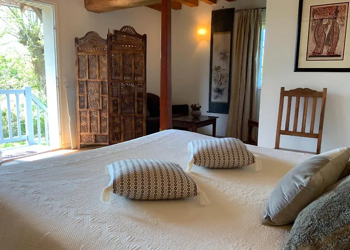 Manoir Du Petit Saint-pierre Frühstückspension Honfleur