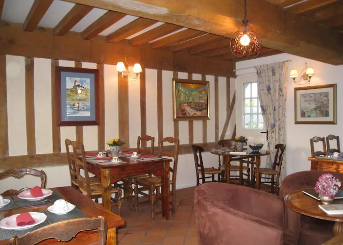 Manoir Du Petit Saint-pierre הונפלר